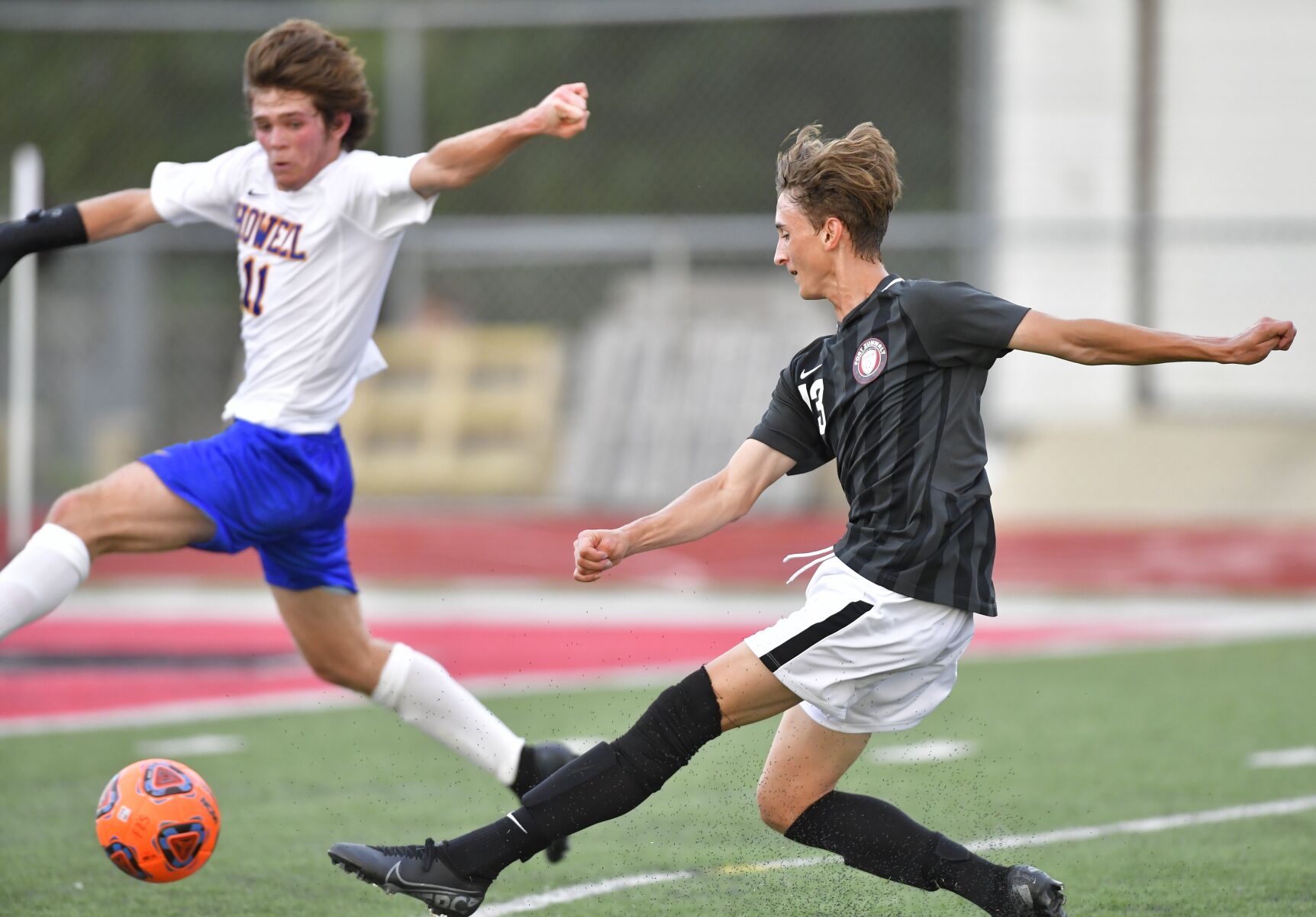 Francis Howell at Fort Zumwalt South boys soccer